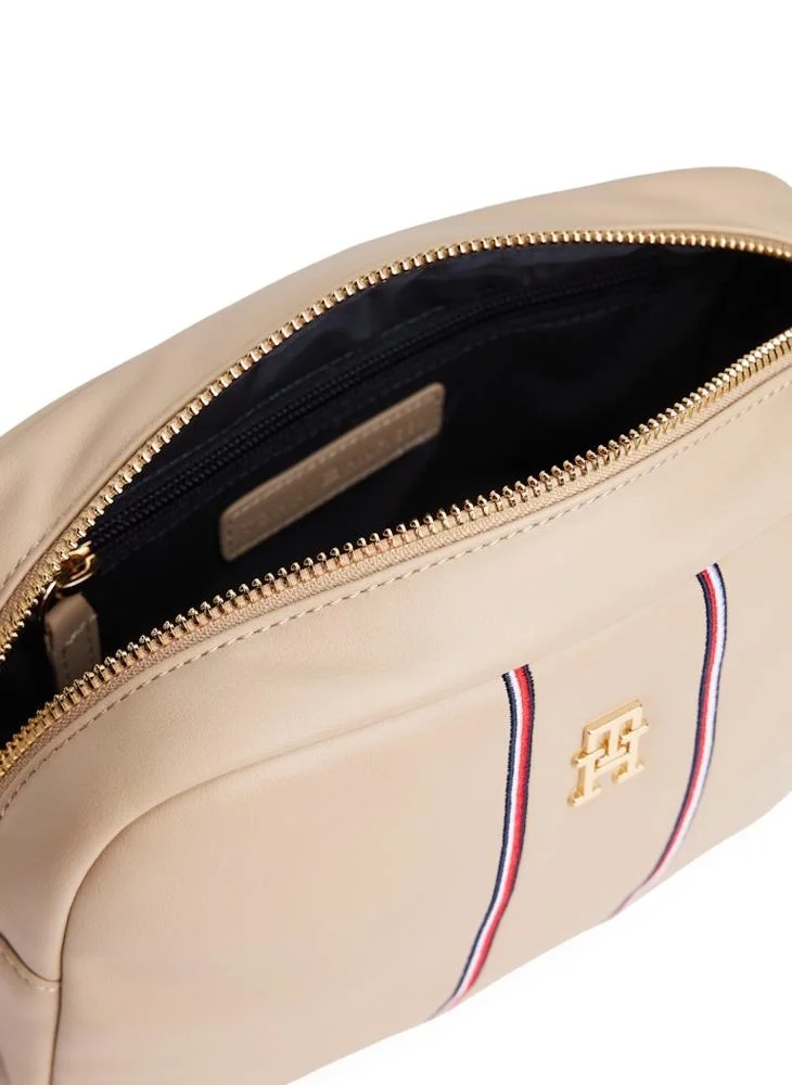 TOMMY HILFIGER Narrow Strap Crossbody