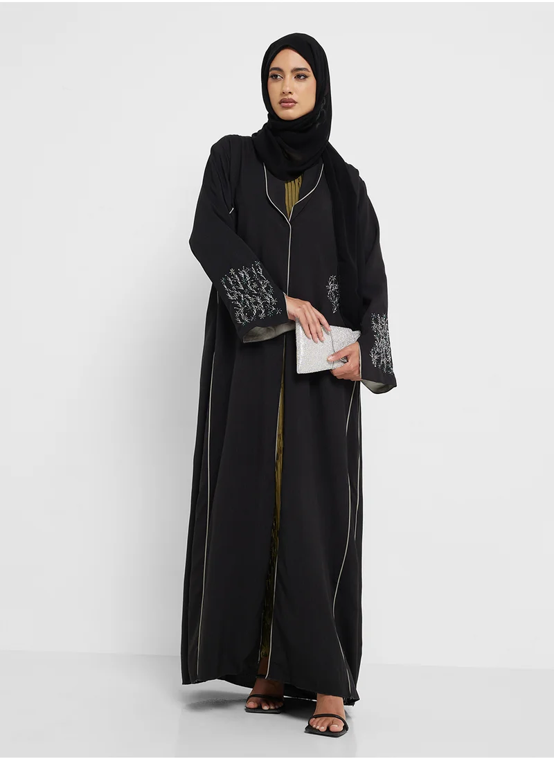 hayas closet Embellished Flared Sleeve Abaya