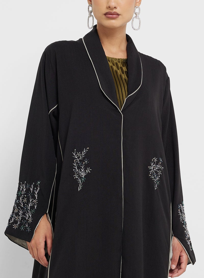 hayas closet Embellished Flared Sleeve Abaya  - Image 3