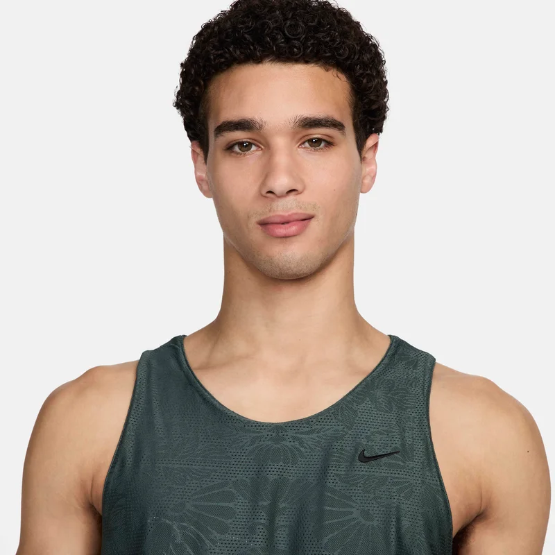 Nike Green Men's Standard Issue Dri-FIT Reversible Basketball Jersey for Men | Best Price UAE