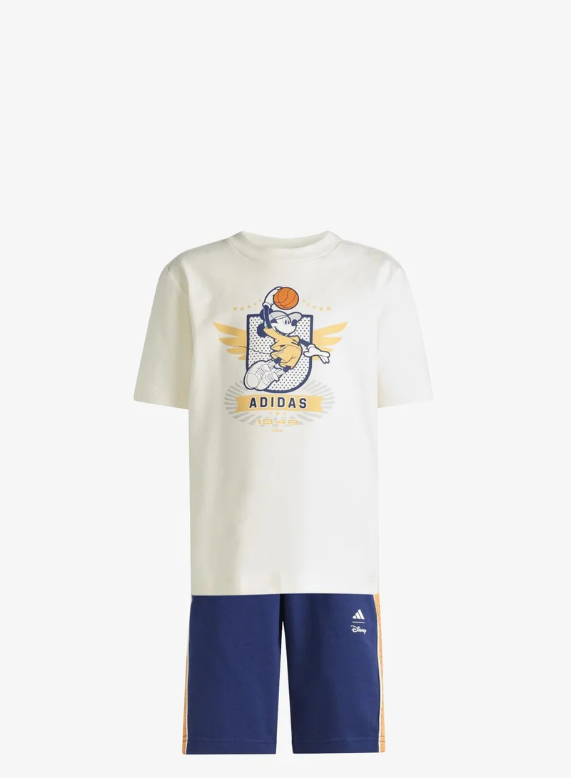 اديداس طقم تيشيرت مزيَّن برسمة ميكي ماوس من أديداس وديزني