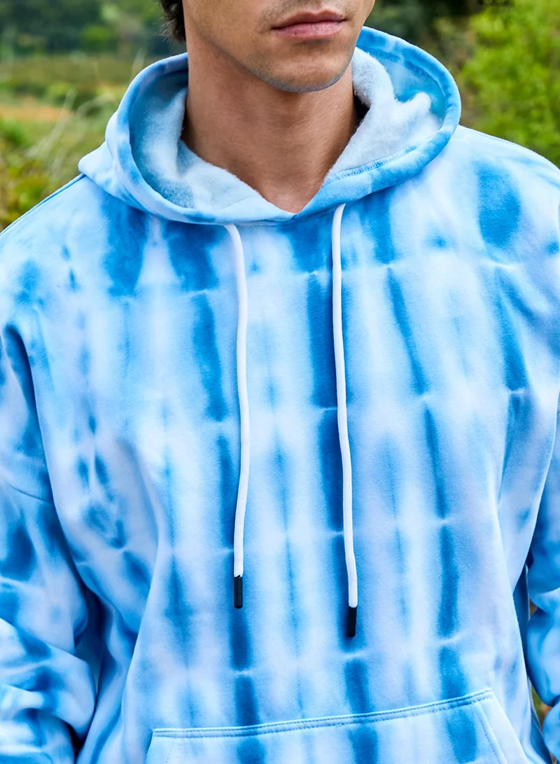Campus Sutra Men's White & Blue Tie Dye Oversized Hoodie With Kangaroo Pocket