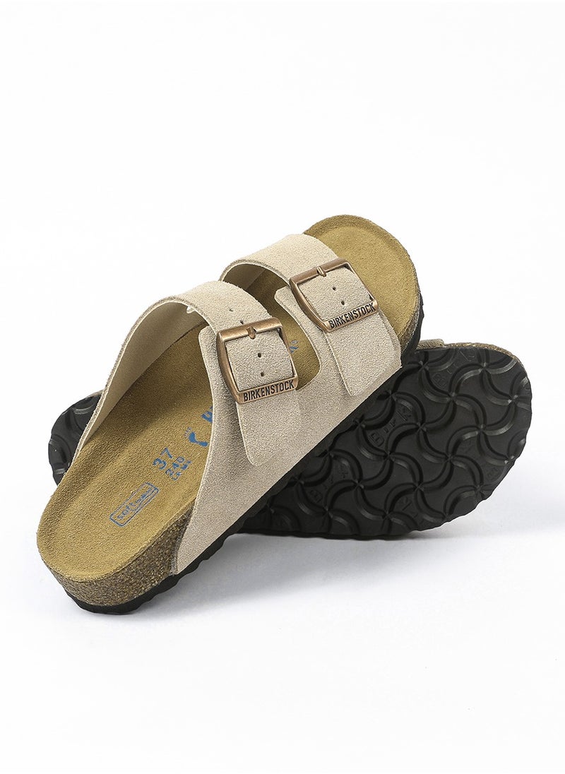 Arizona Soft Footbed-Sand colour suede