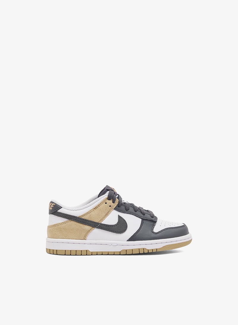 Nike Youth Dunk Low Ess+ Bg - Image 1