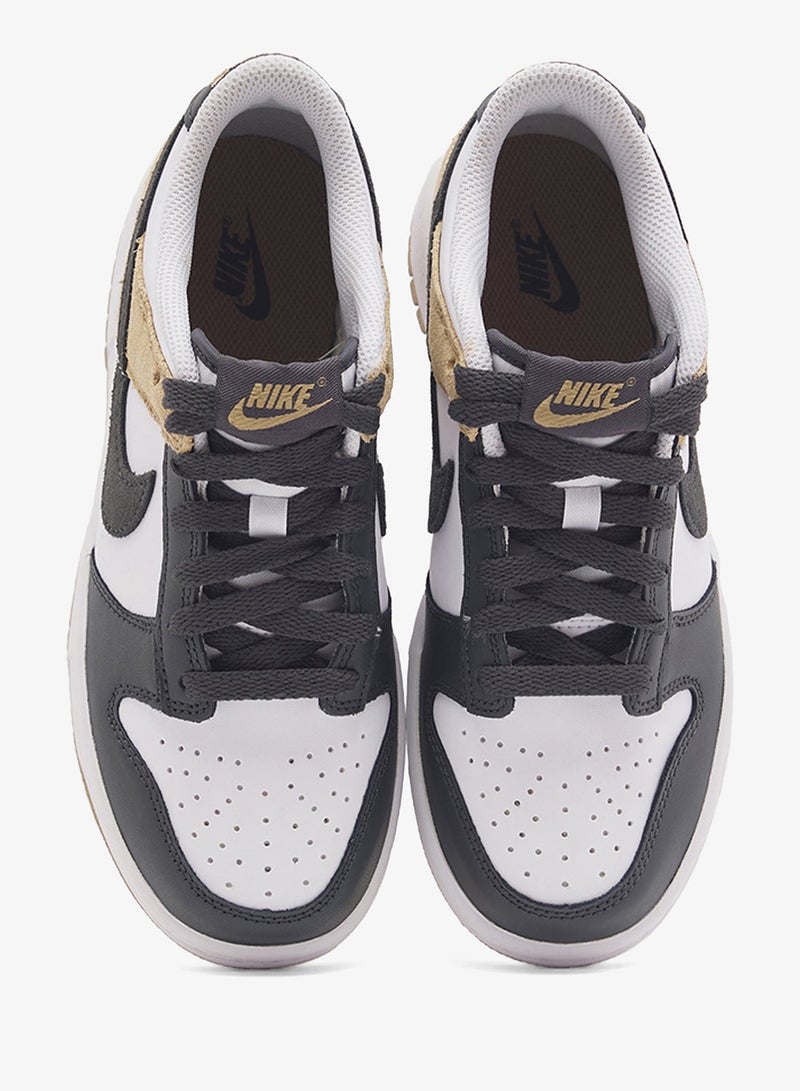 Nike Youth Dunk Low Ess+ Bg - Image 4