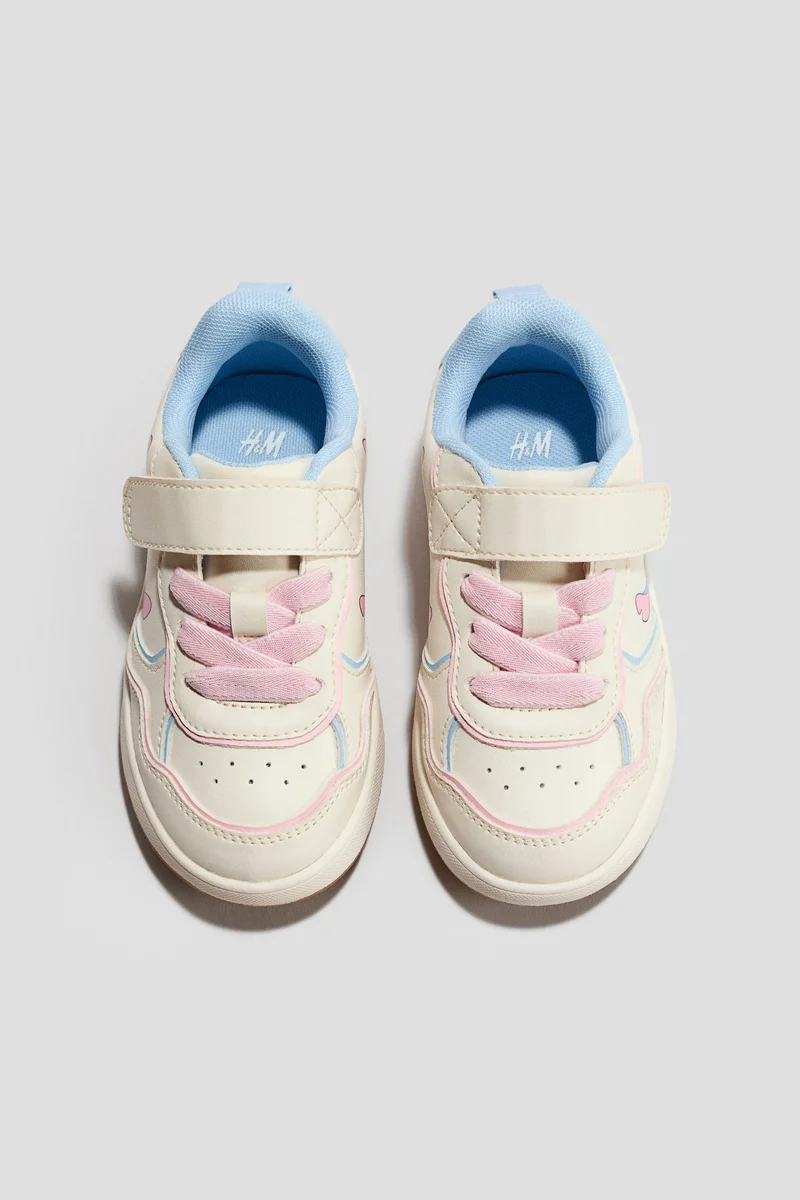 اتش اند ام حذاء رياضي مطبوع