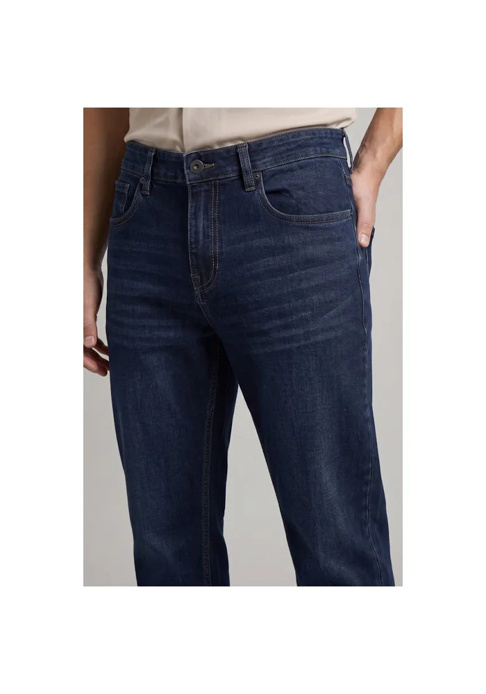 R&b  Washed Straight Fit Jeans with Button Closure for Men | Best Price UAE