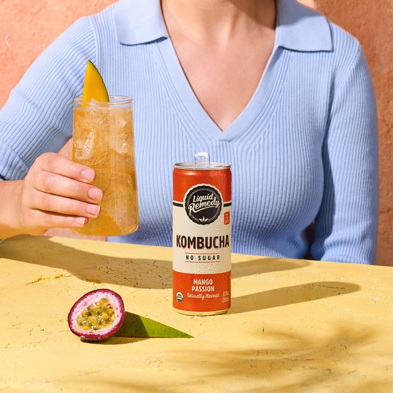 Remedy مشروب كومبوتشا السائل خالي من السكر عضوي، منخفض السعرات الحرارية، شبيه بالشاي البروبيوتيك لصحة الأمعاء - مانجو باسشن - علبة 8.5 أونصة سائلة، 24 عبوة - Image 5