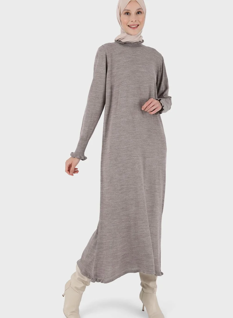 Refka by modanisa Lettuce Hem Knitted Dress