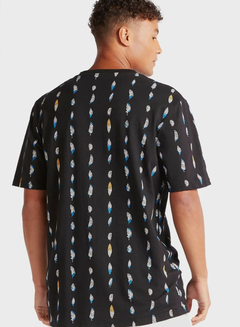 Iconic Feather Print Crew Neck T-Shirt
