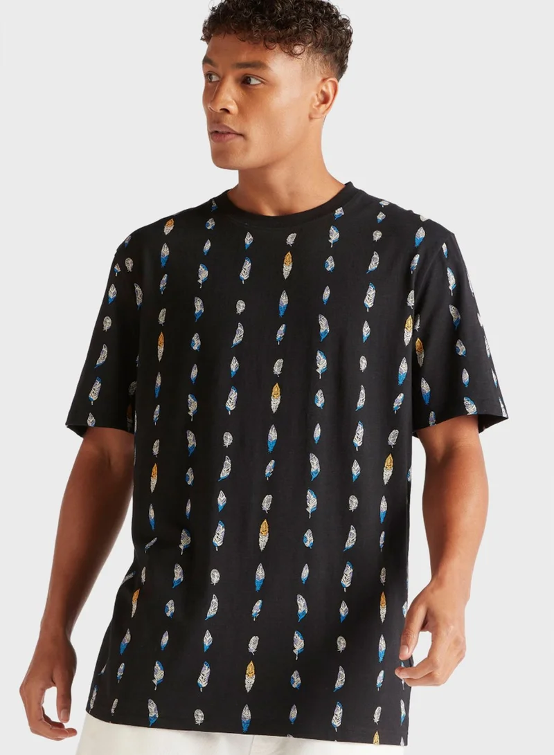 Iconic Feather Print Crew Neck T-Shirt