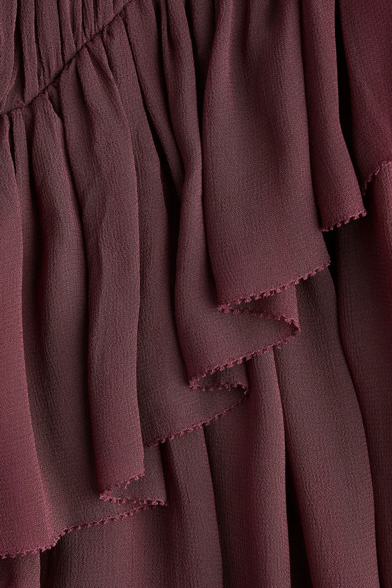 اتش اند ام بلوزة من الشيفون بتفاصيل مكشكشة