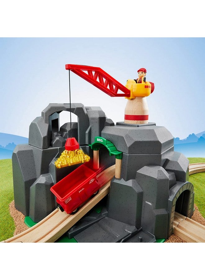Brio BRIO World - 33889 Crane & Mountain Tunnel | 7 Piece Toy Train Accessory for Kids | Interactive Play | FSC Certified Wood | Perfect for Ages 3 and Up  - Image 2