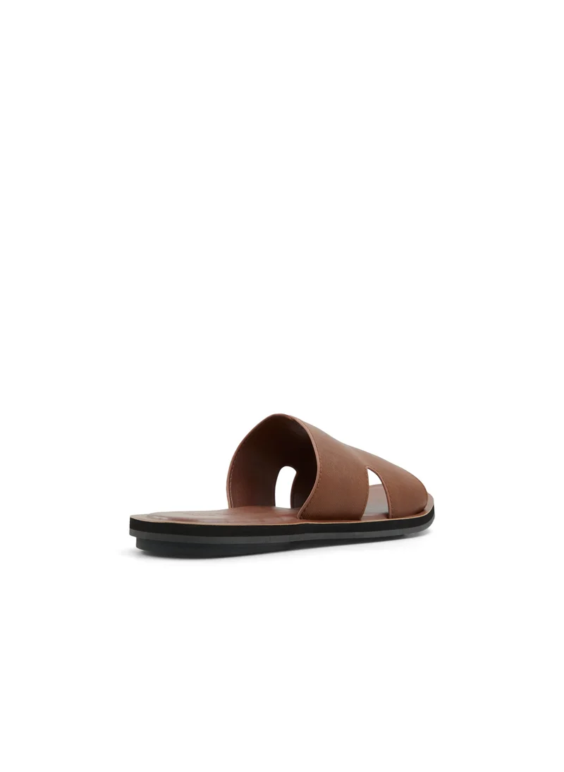كول ات سبرنج Casual Arabian Sandals