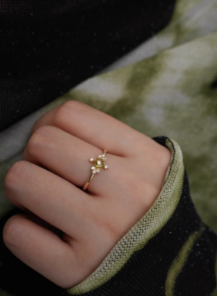 French Haute Sense of Retro Romantic Exquisite Sparkling Olive Green Zirconia Open Ring Female B Models - Image 1