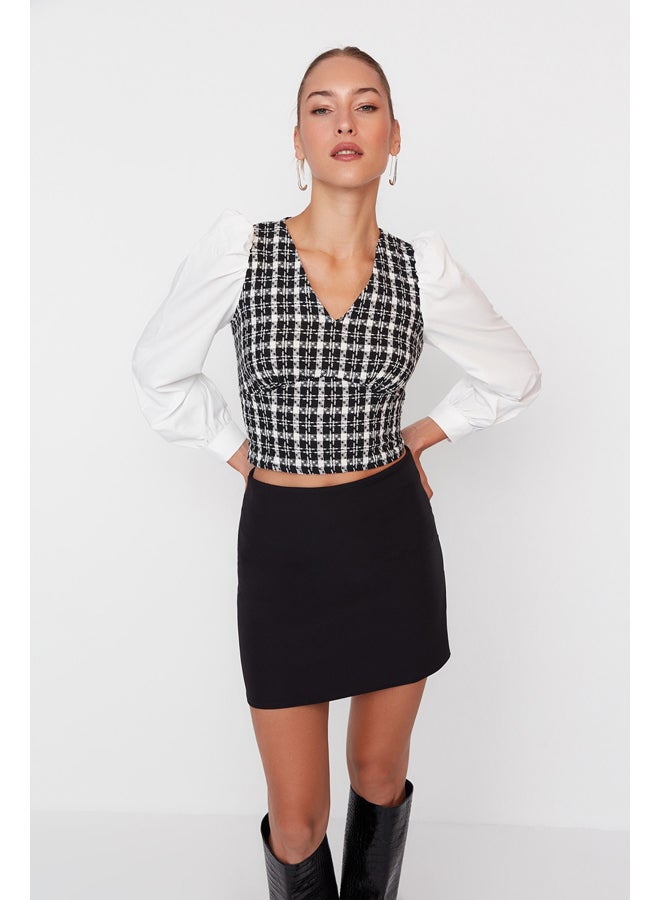 trendyol Black Crop Fitted Tweed Woven Blouse TWOAW23BZ00521 - Image 2