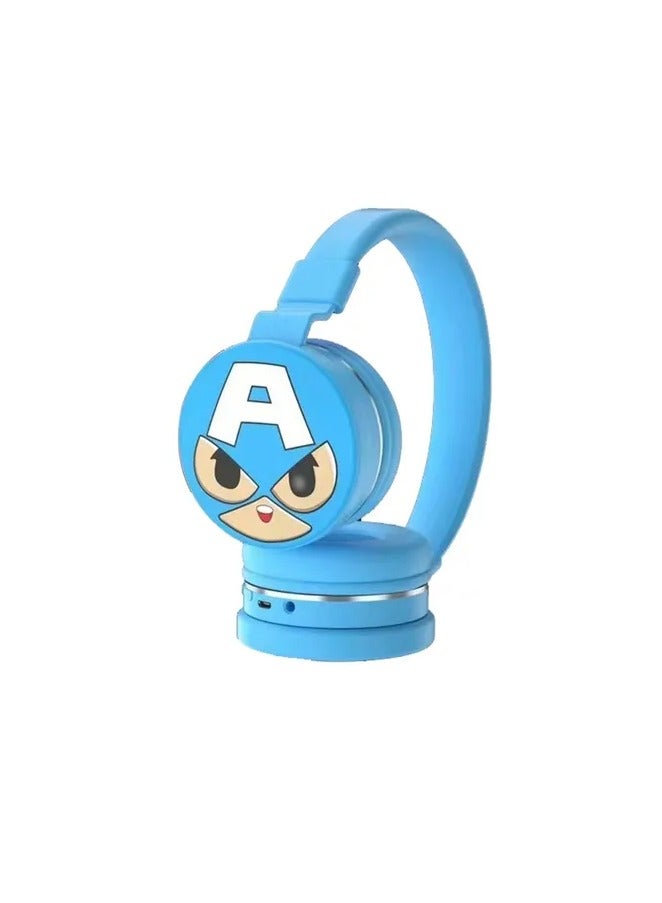 Captain America سماعات رأس كابتن أمريكا لاسلكية بلوتوث للأطفال – صوت عالي الدقة، بطارية 400mAh، تشغيل 18 ساعة، ميكروفون مدمج، تحكم بالصوت، موصل 3.5 مم، وحدة صوت 40 مم بلون ازرق - Image 2