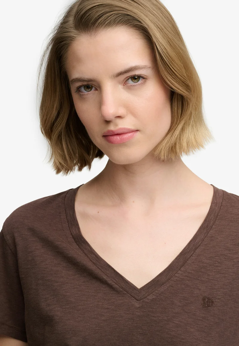 Superdry Studios Slub Embroidered T-Shirt