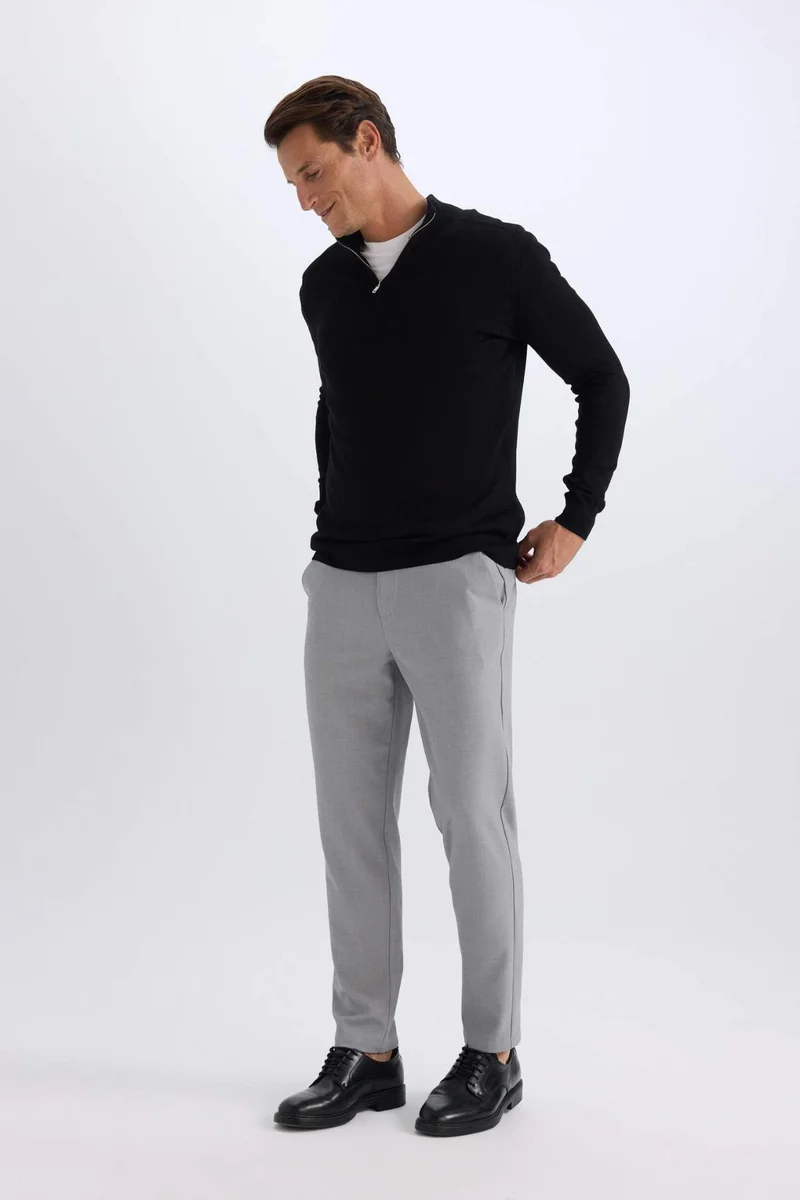 ديفاكتو Straight Leg Stretchy Summer Fabric Joggers