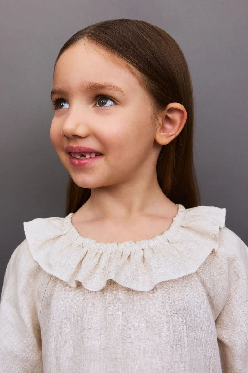 H&M Frill-collared linen dress