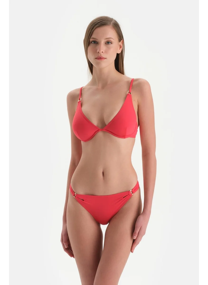 داجي Red Normal Waist Bikini Bottom