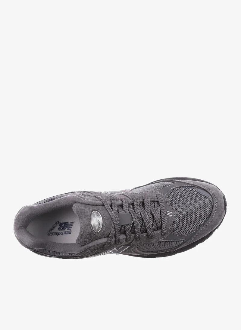 نيو بالانس 2002