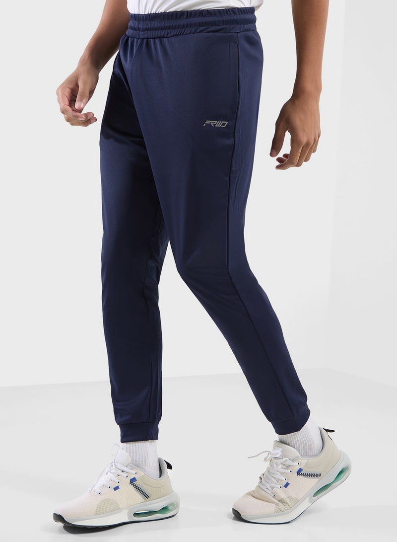 FRWD Zip Crew Neck Sweatshirt And Pant Set - Image 4