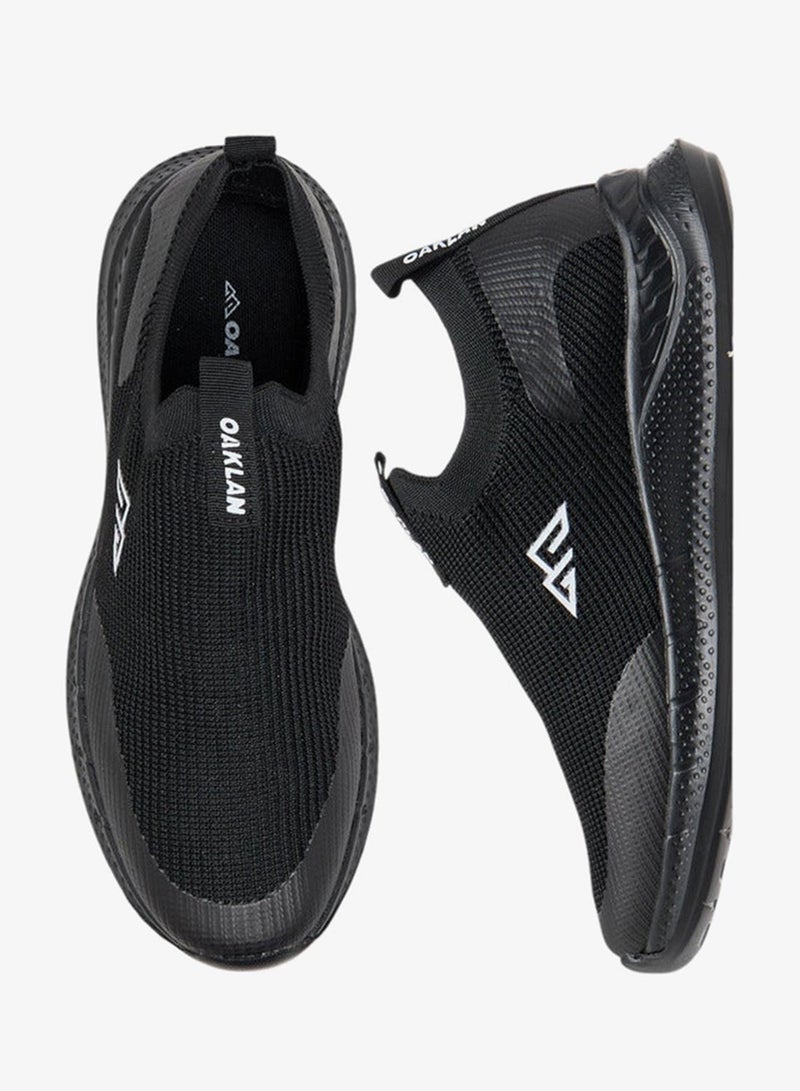 Oaklan by Shoexpress Logo Print Slip-On Sports Shoes - Image 3