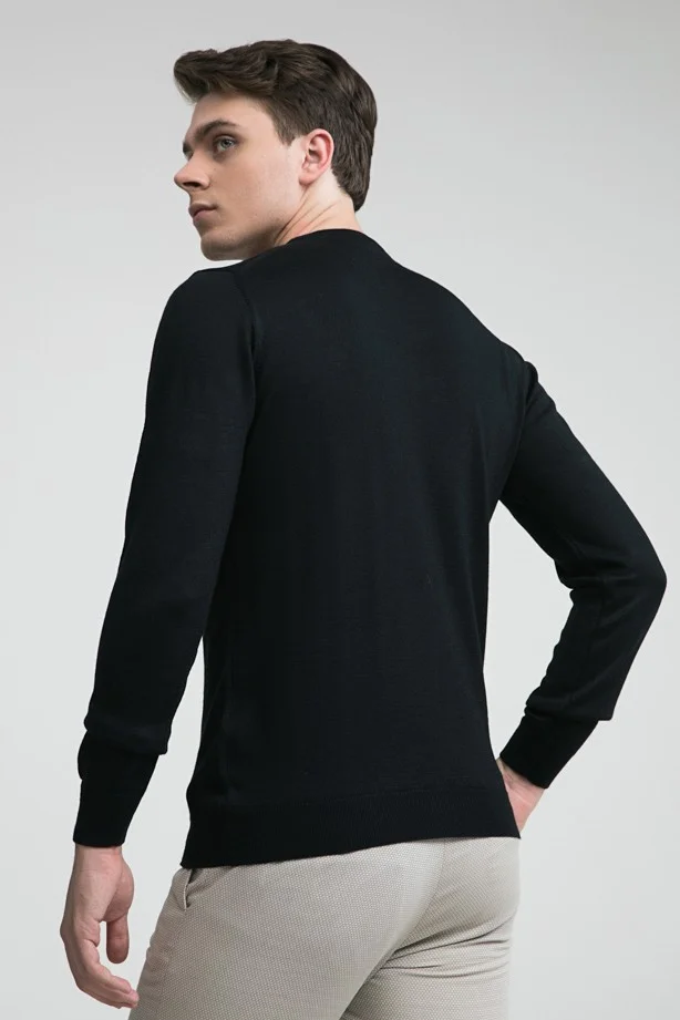 دي أس دامات Regular Fit Black Plain Knitted Sweater 9HF060632004M