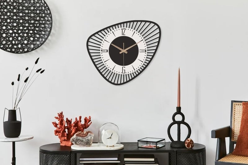 Nubilous Large World Map Wall Clock, Metal Minimalist Modern Clock, Round Silent Non-Ticking Battery Operated Wall Clocks for Living Room/Home/Kitchen/Bedroom/Office/School Decor (Black(ST-31), 40CM) - Image 3