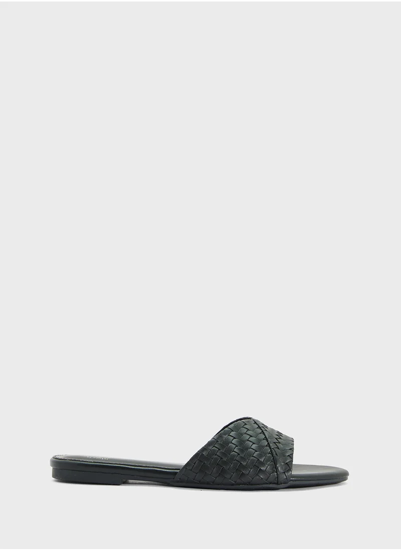 جينجر Ladies Flat Sandal