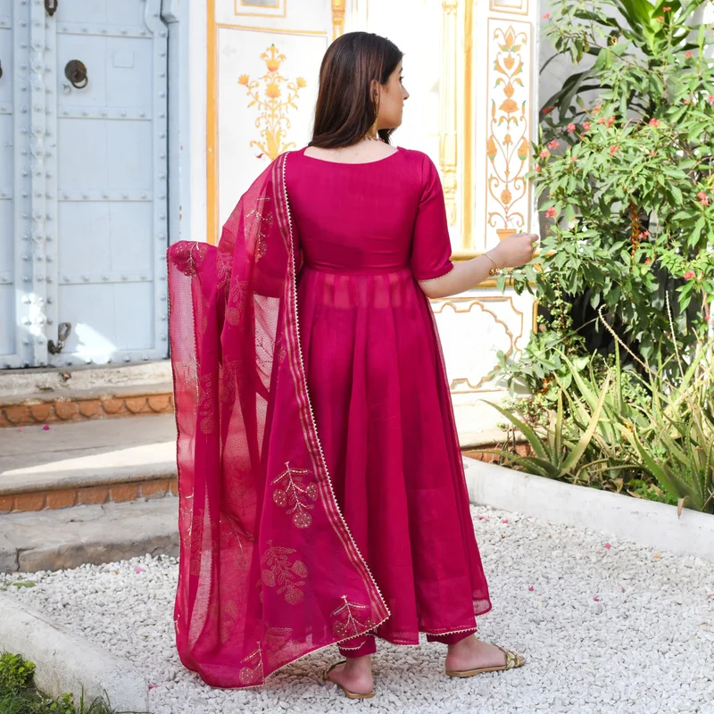 GoSriKi كورتا أناركالي مطرز مع بنطال ووردي دوباتا مطرز للسيدات