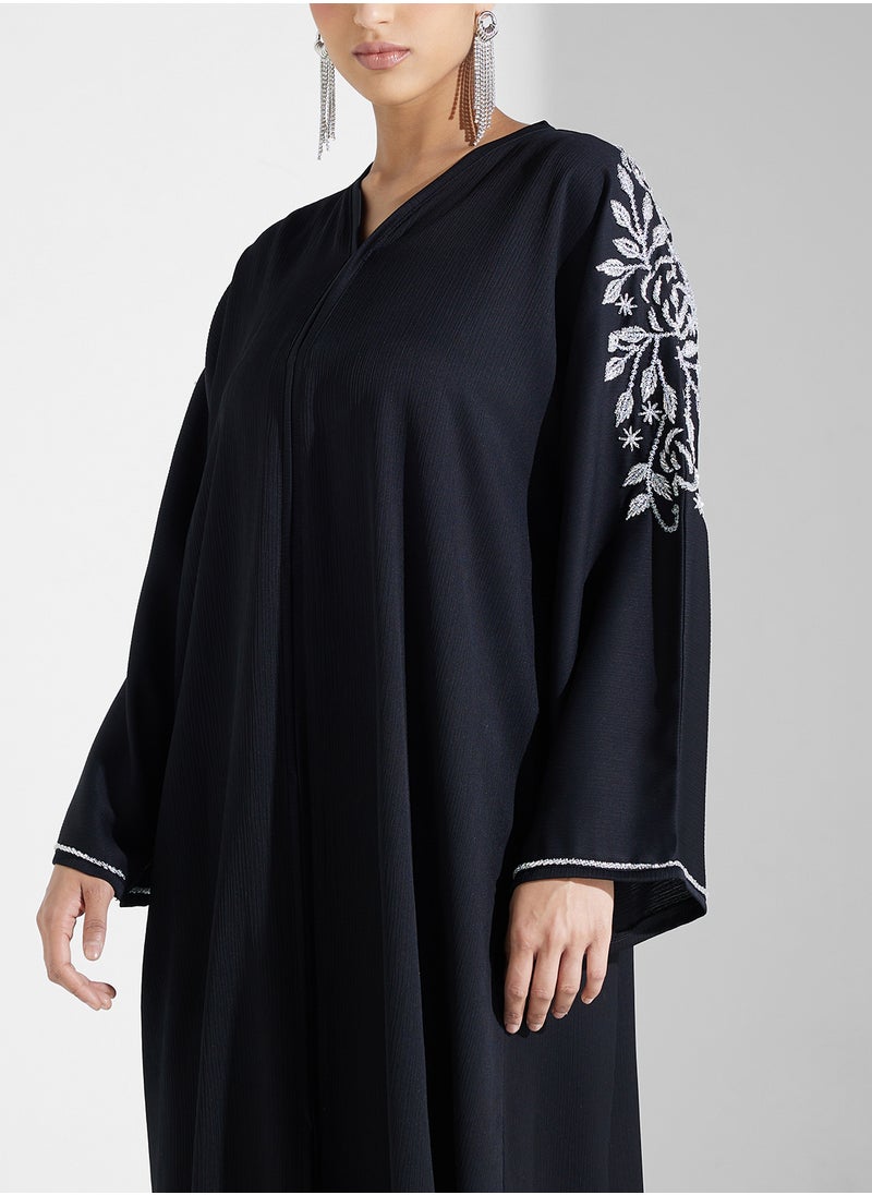 Embellished Flared Sleeve Abaya - pzsku/Z29B5EEB84642B0601A98Z/45/_/1738648100/d13aca1b-1edf-4e39-8cdc-bded2c0cc867