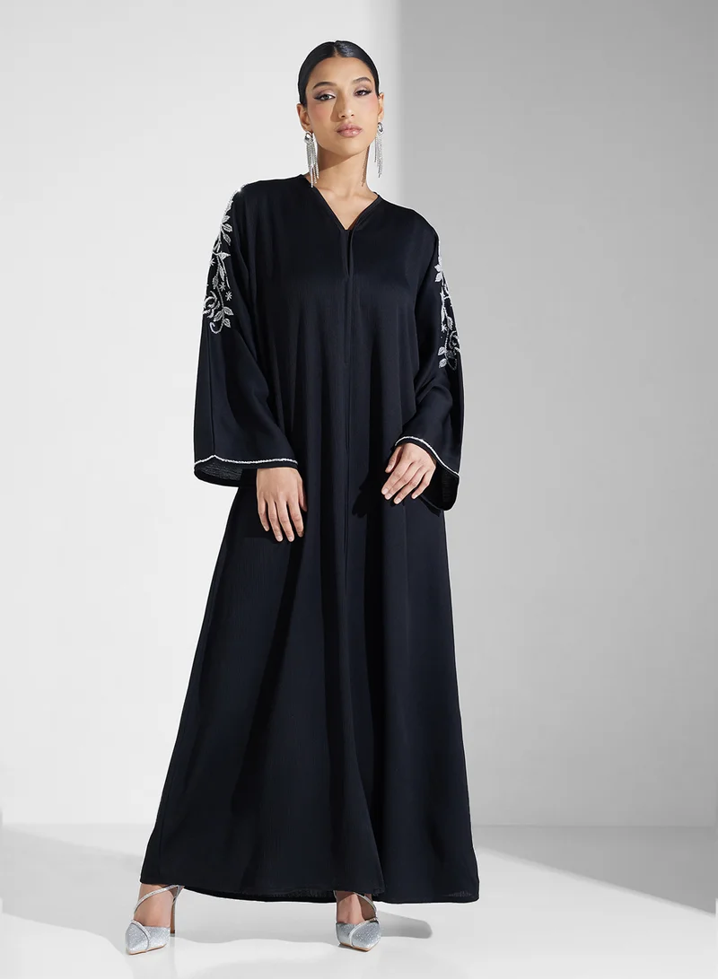 hayas closet Embellished Flared Sleeve Abaya