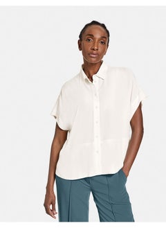 Blouse with dropped sleeves
