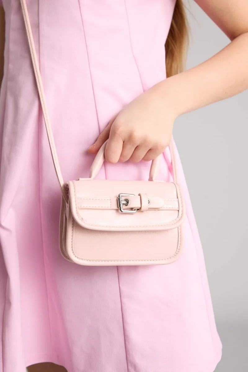 ديفاكتو Girl Crossbody Bag