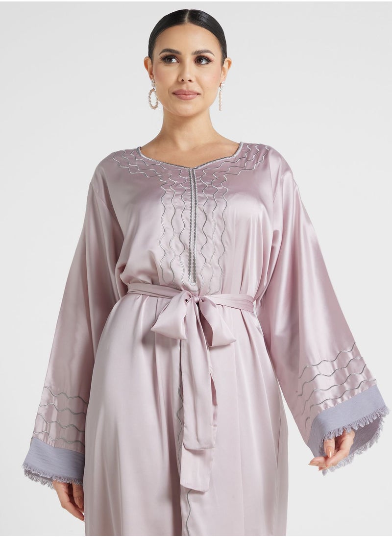 hayas closet - Embroidered Belted Jalabiya - Image 1