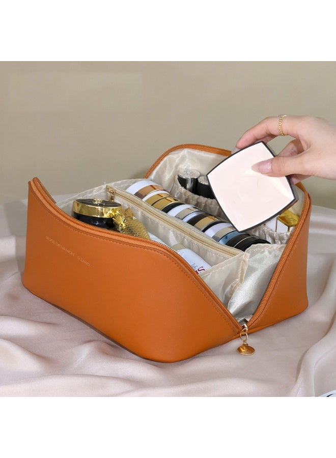 حقيبة مكياج للسفر مقاومة للماء وحقائب مستحضرات تجميل ذات سعة كبيرة للنساء（بني） - Image 1