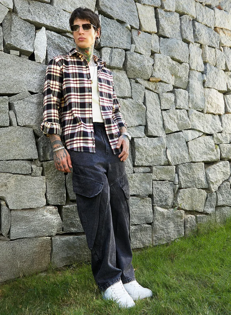 Campus Sutra Men's Midnight Black & Buff Beige Dark-Plaid Relaxed Shirt