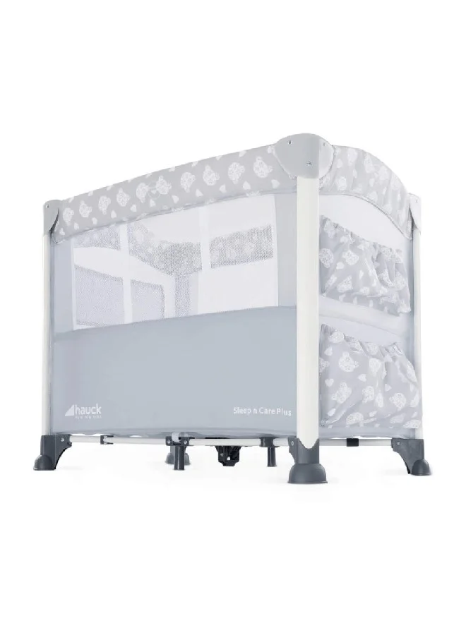 hauck Bedside Crib Sleep N Care Plus, Co - Sleeper For New Born Babys From Birth Up To 9 Kg, Lowerable Side Part, Wheels, Toy Pockets, Storage Compartment, Foldable, Transport Bag, Teddy Grey