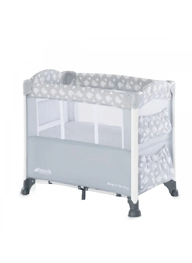 hauck Bedside Crib Sleep N Care Plus, Co - Sleeper For New Born Babys From Birth Up To 9 Kg, Lowerable Side Part, Wheels, Toy Pockets, Storage Compartment, Foldable, Transport Bag, Teddy Grey