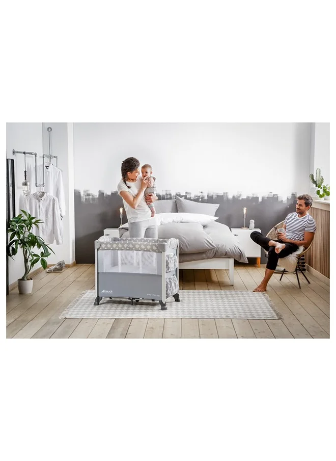 hauck Bedside Crib Sleep N Care Plus, Co - Sleeper For New Born Babys From Birth Up To 9 Kg, Lowerable Side Part, Wheels, Toy Pockets, Storage Compartment, Foldable, Transport Bag, Teddy Grey