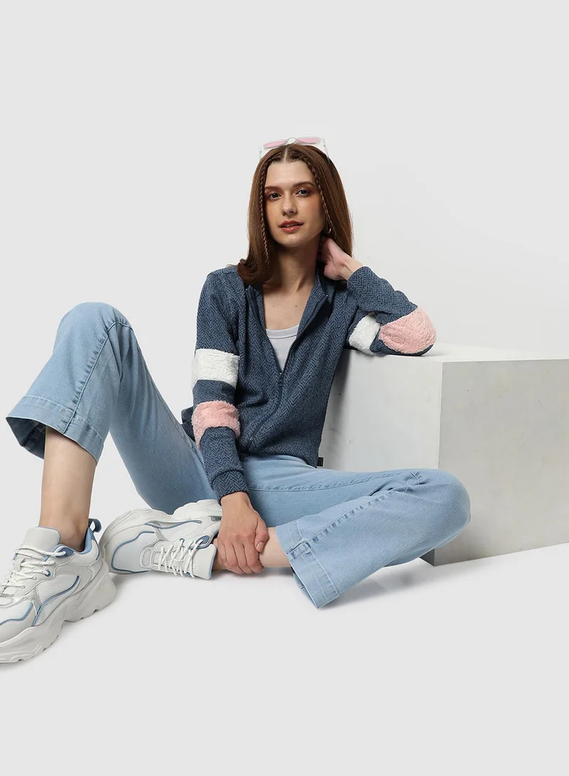 Campus Sutra Women's Prussian Blue Self-Design Herringbone Jacket | كم طويل | ألوان متداخلة | كاجوال | ياقة صينية (ماندرين) | جاكيت