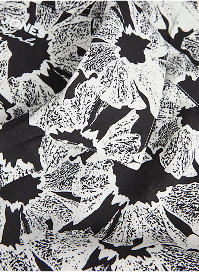 JACK & JONES - Jorluke Party Aop Shirt Ss Blk - Image 1