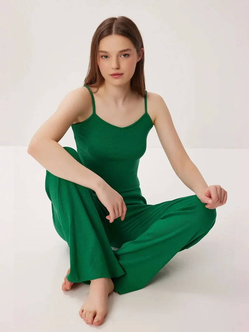 السعادة في إسطنبول ISTANBUL V-neck Ribbed Knitted Pajama Set