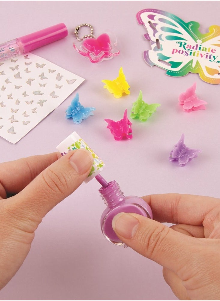 Make It Real Make It Real Butterfly Cosmetic Set 11pcs for Ages 8+  - Image 3