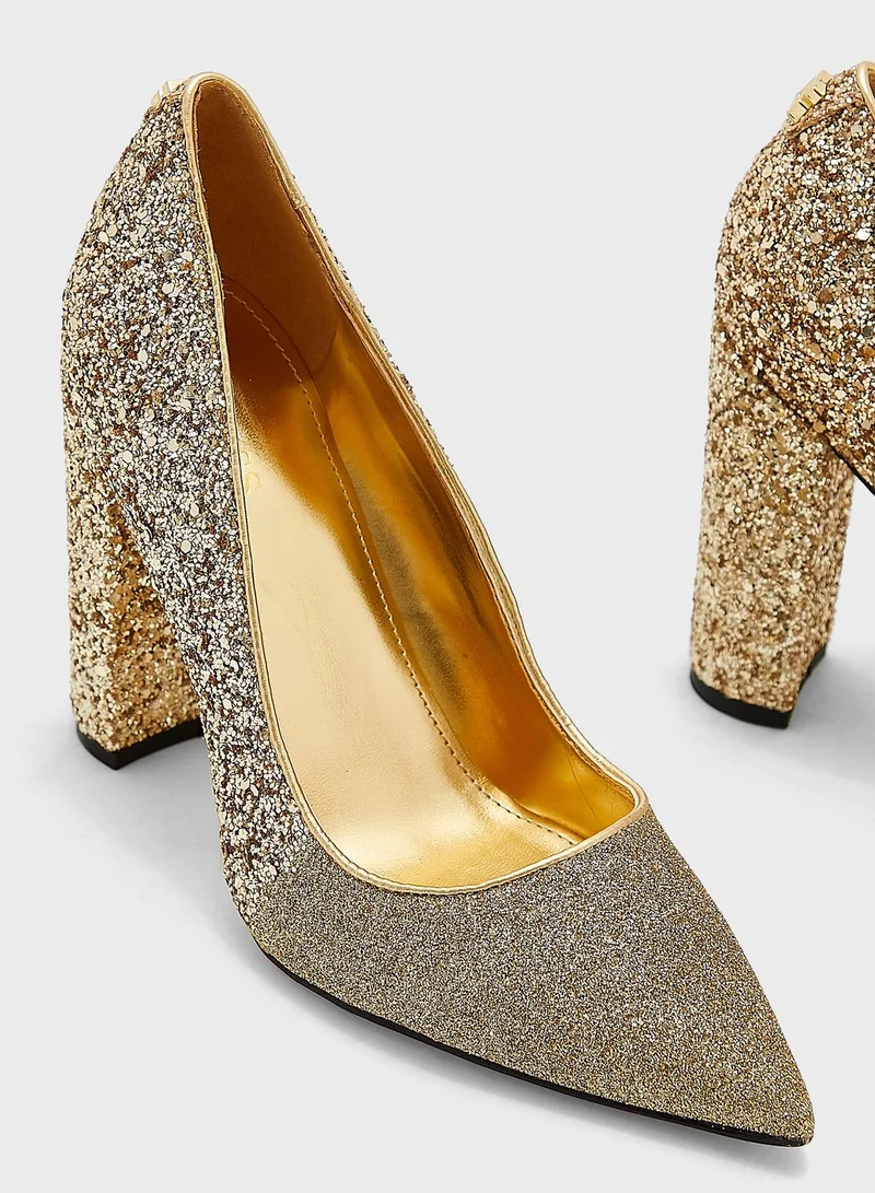 GUESS Block Heel Pumps