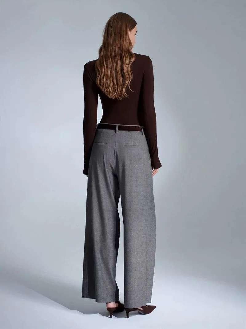 ديلفين DILVIN Wide-Leg Pleated Trousers