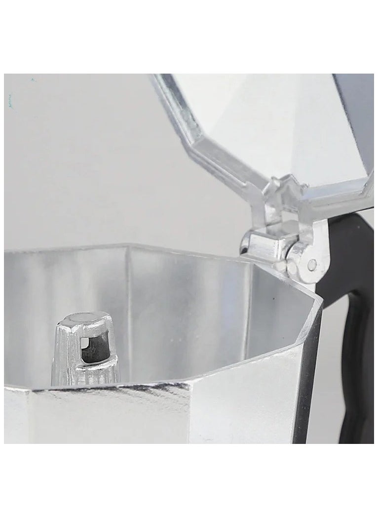 Generic - Coffee maker. - Image 1
