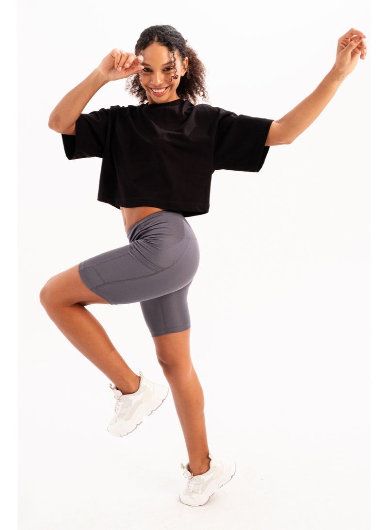 JUSTEVER 100% Cotton Crop Crew Neck Black Women's T-Shirt - Maia - Image 2